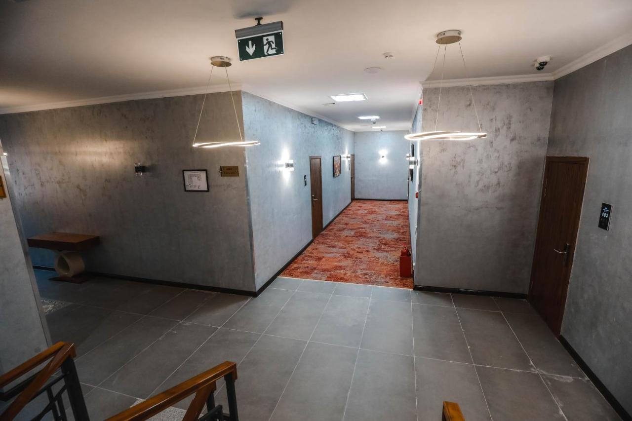 Hotel Infinity Plaza Block 1 à Atyraū Extérieur photo